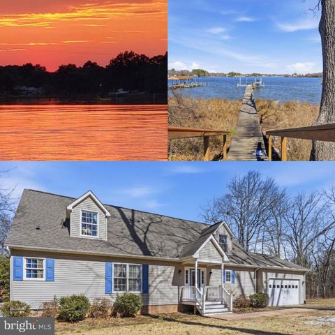 Homes For Sale - 82 Westmoreland Boulevard<br/> HAGUE, VA 22469