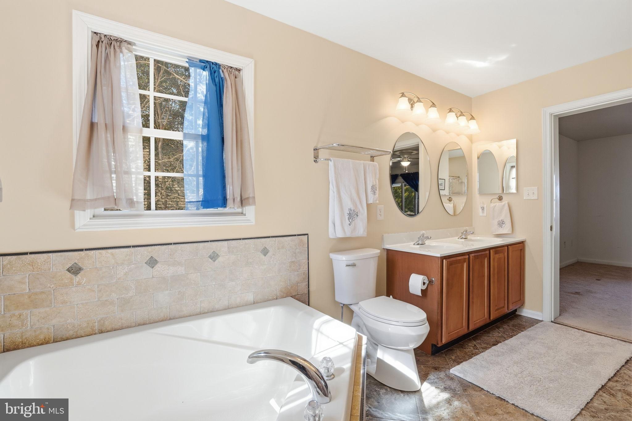 DRUM BAY ESTATES - Residential