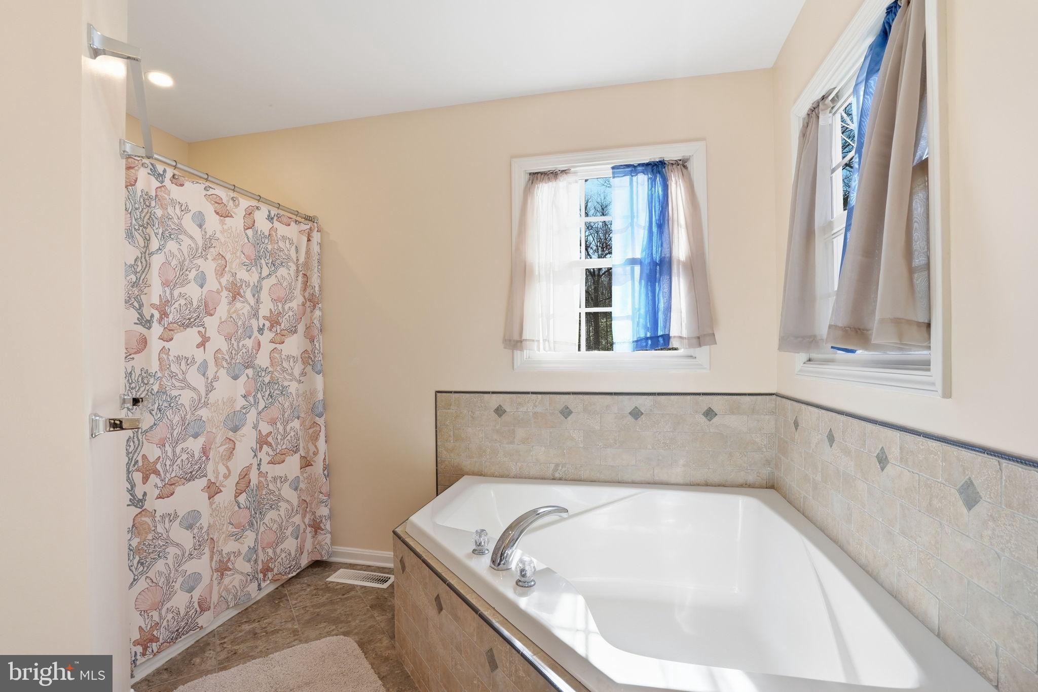 DRUM BAY ESTATES - Residential