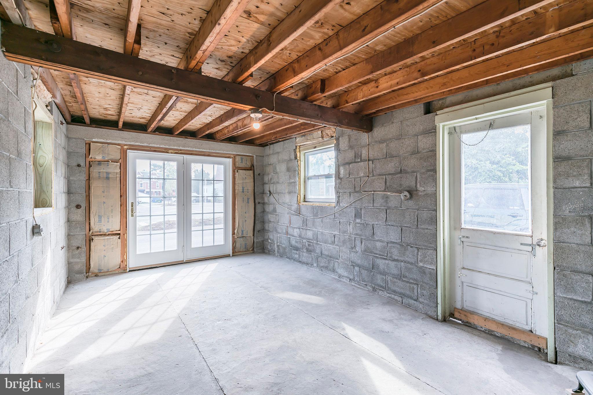 LANC-HEMP INDUSTRIAL PARK - Residential