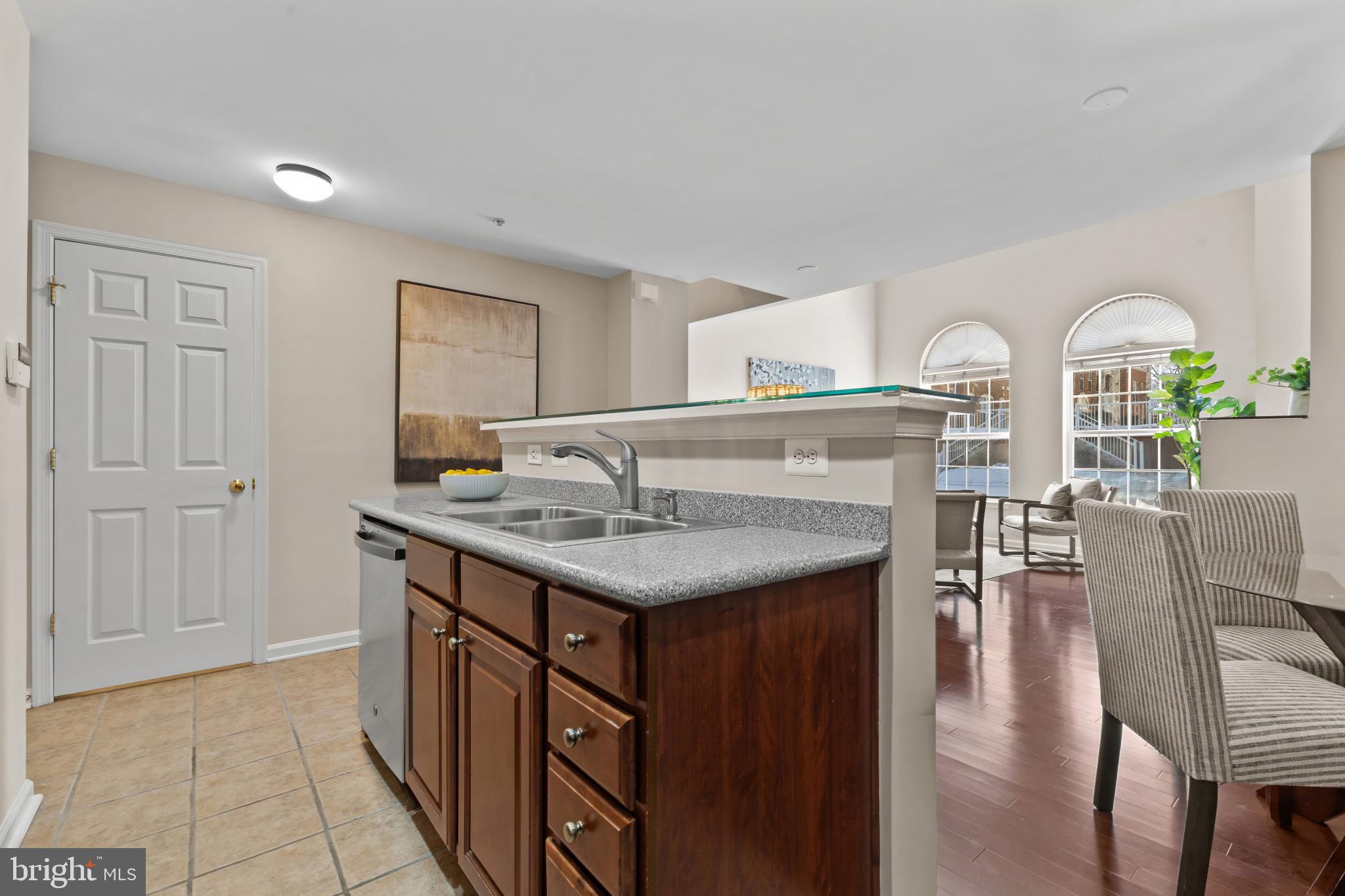 CAMERON STATION - Residential