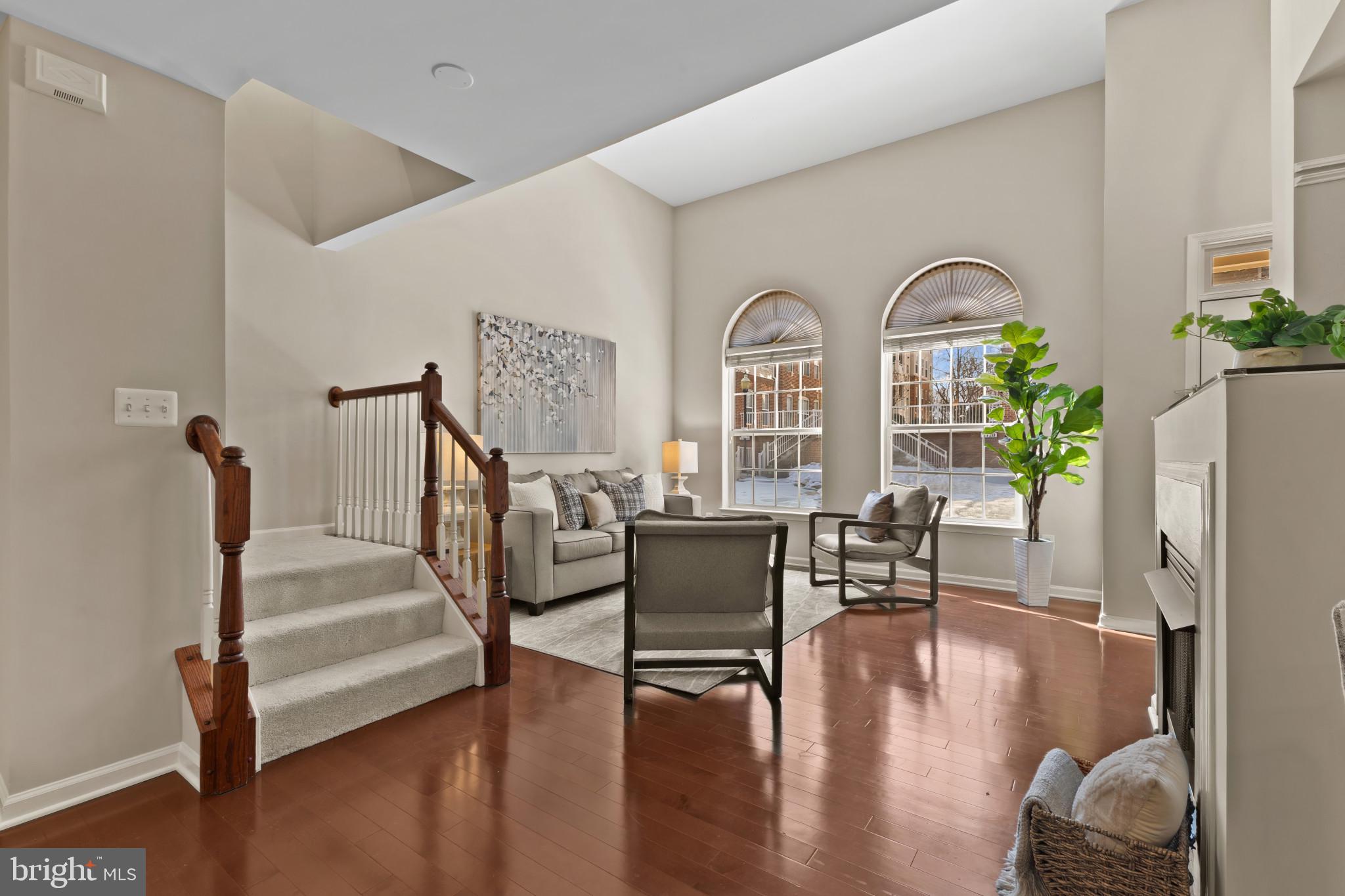 CAMERON STATION - Residential