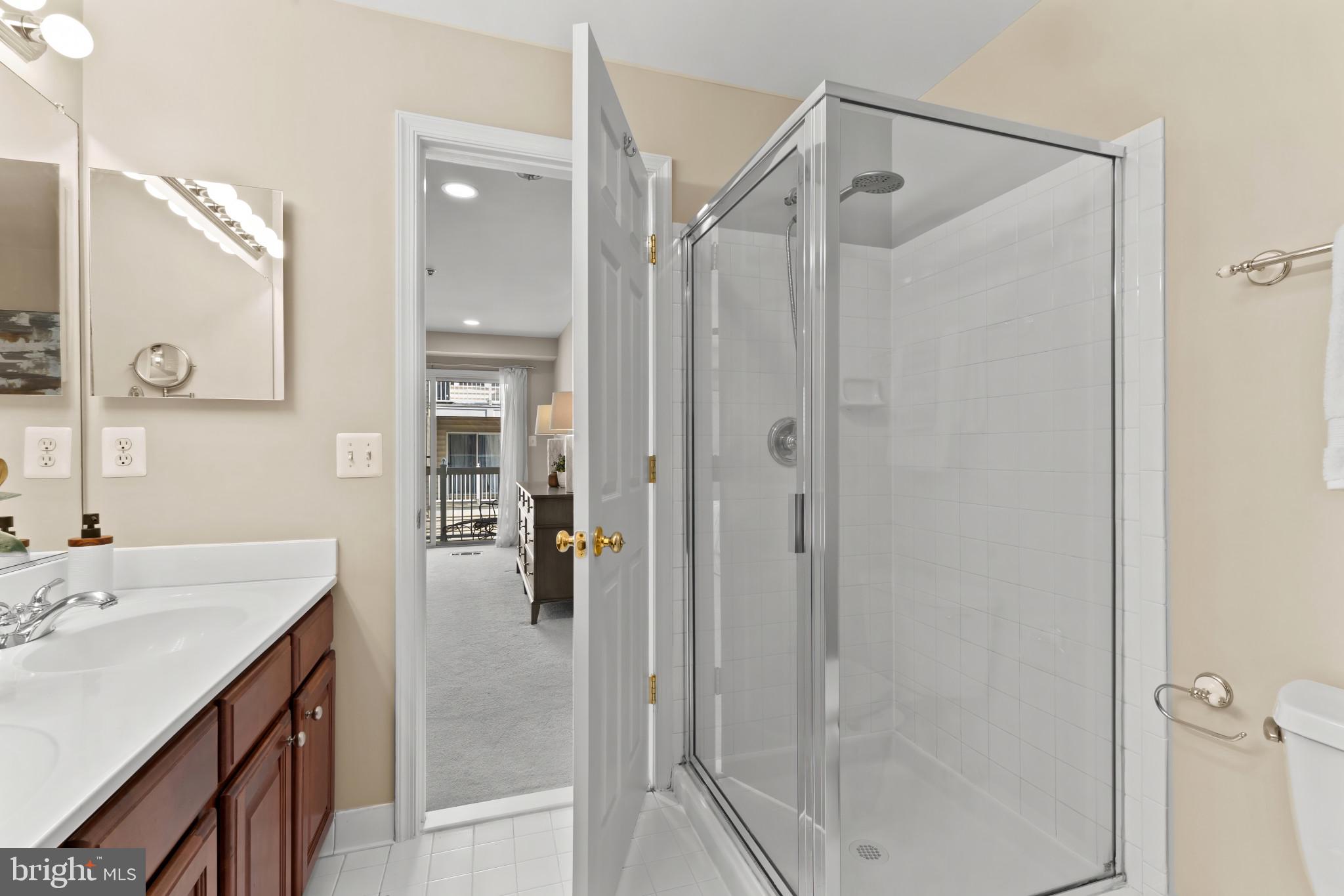 CAMERON STATION - Residential