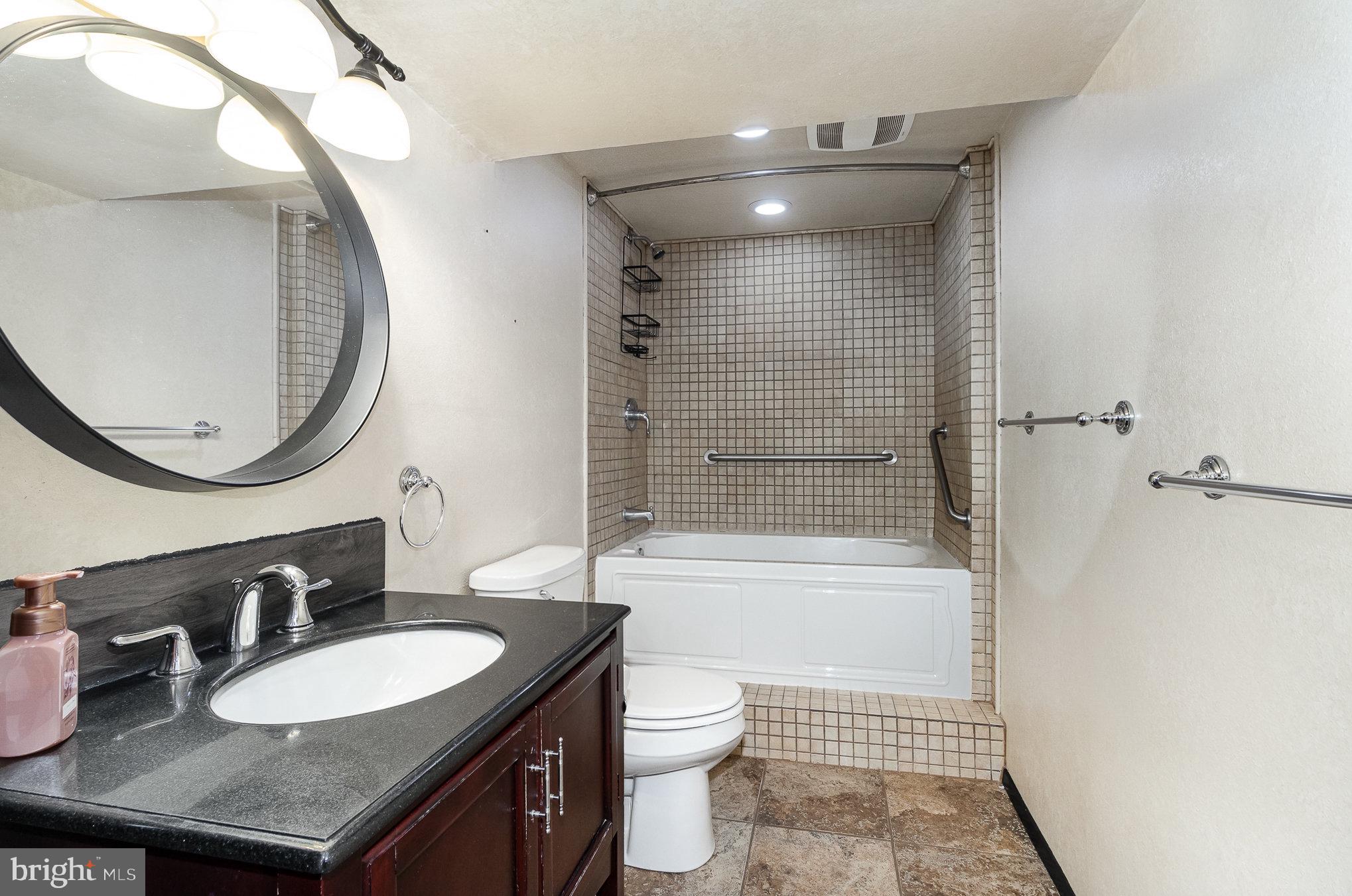 RIDGELAND - Residential