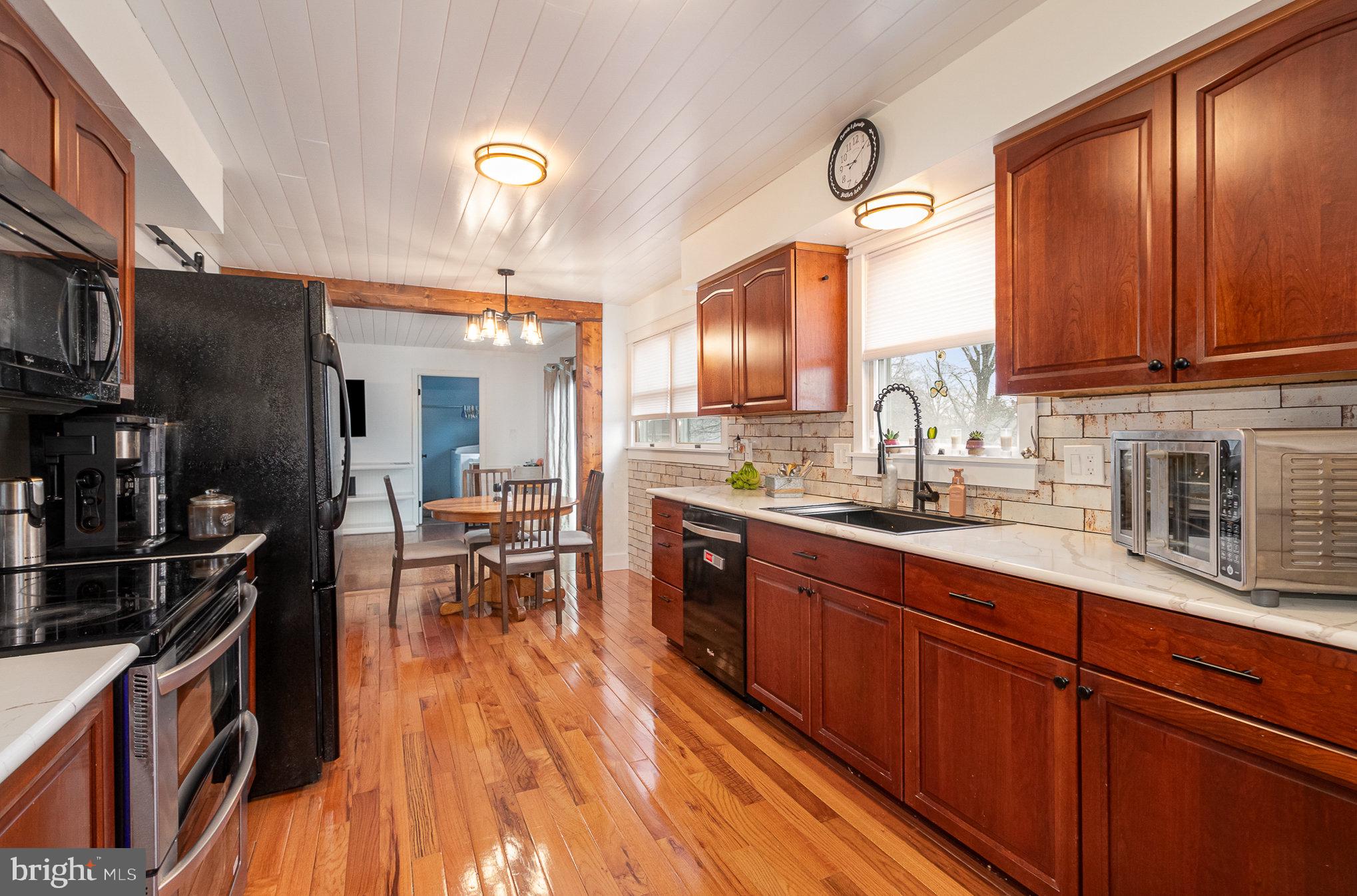 RIDGELAND - Residential