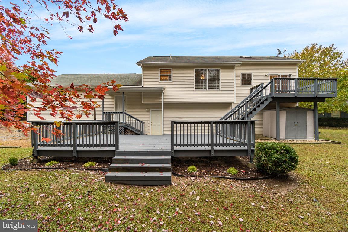 LAKE CAROLINE - Residential