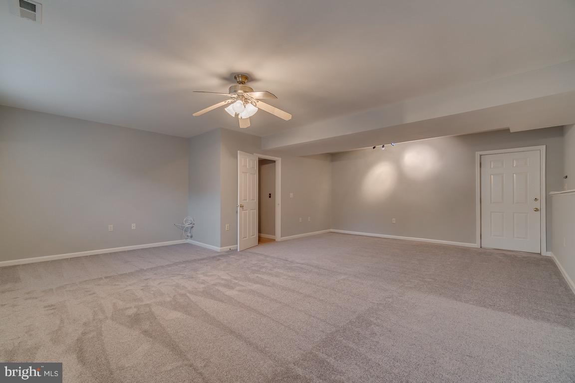 LAKE CAROLINE - Residential