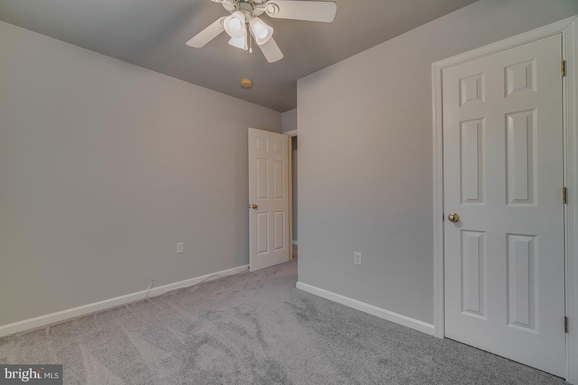 LAKE CAROLINE - Residential