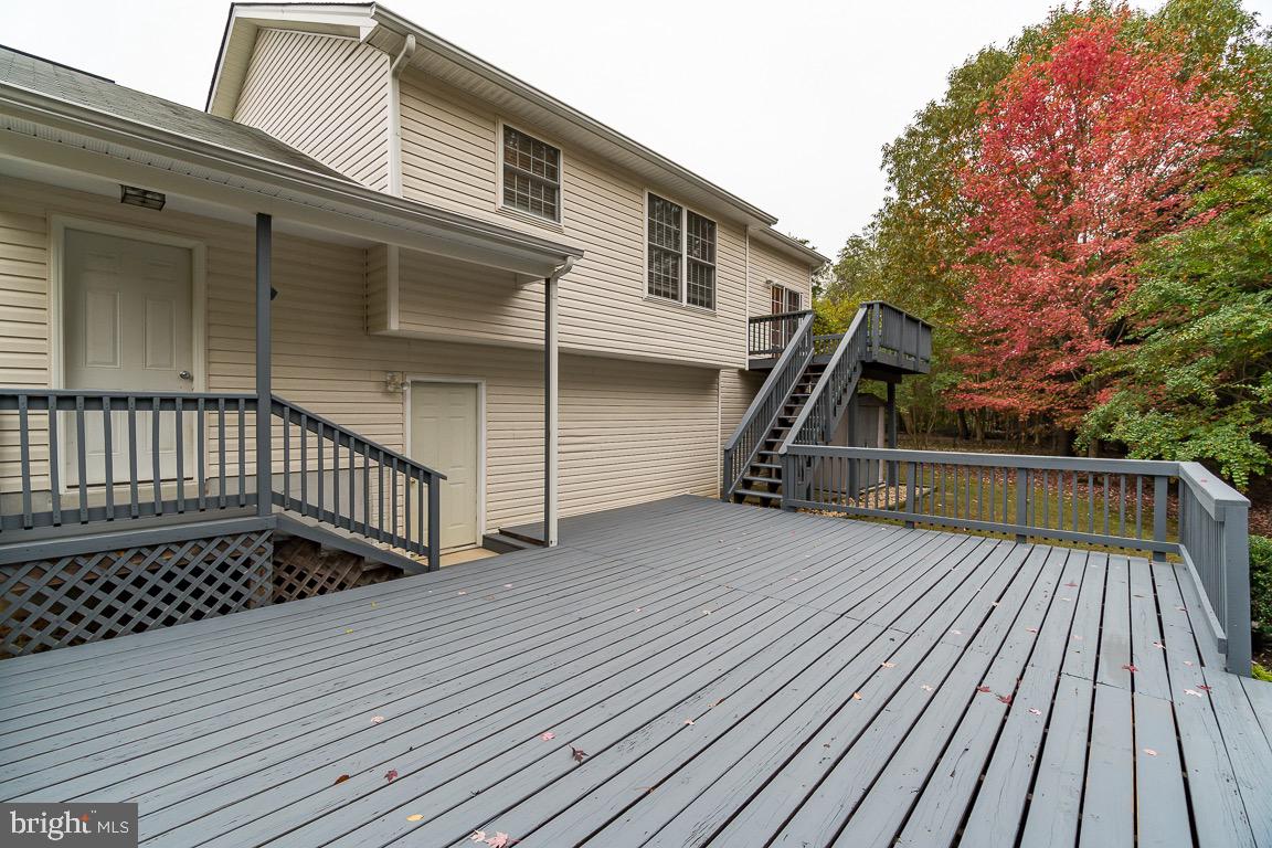 LAKE CAROLINE - Residential