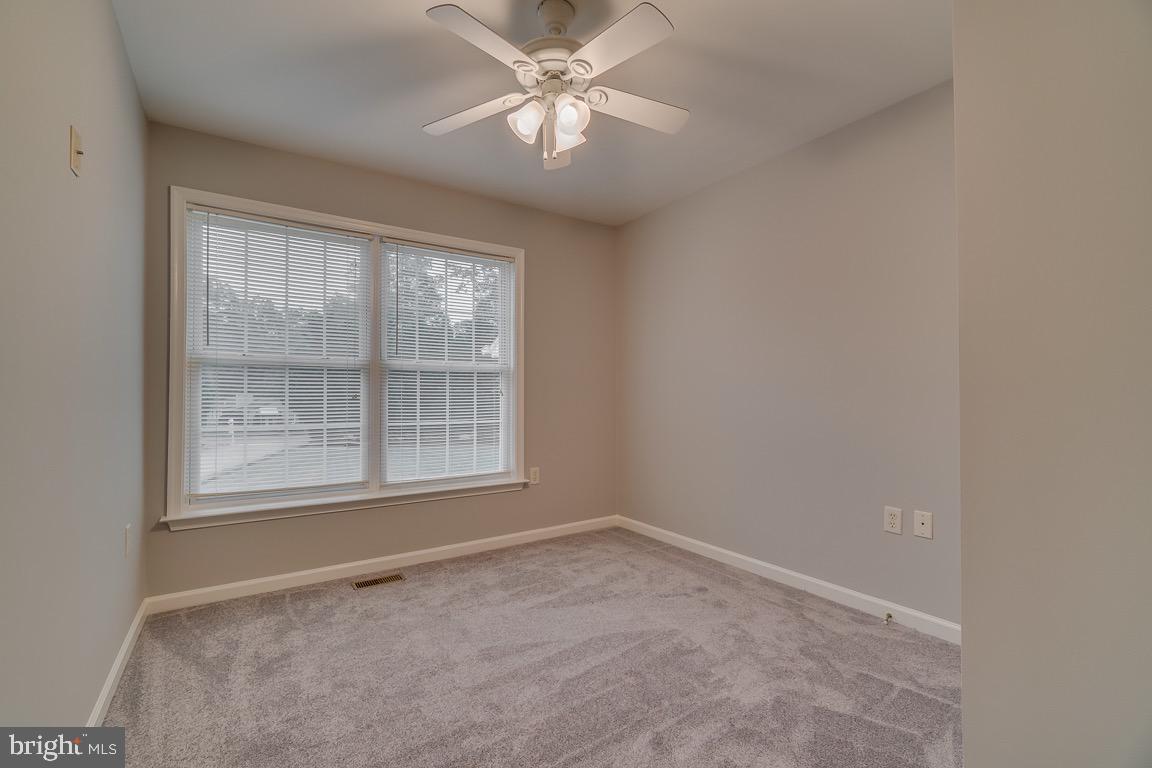 LAKE CAROLINE - Residential