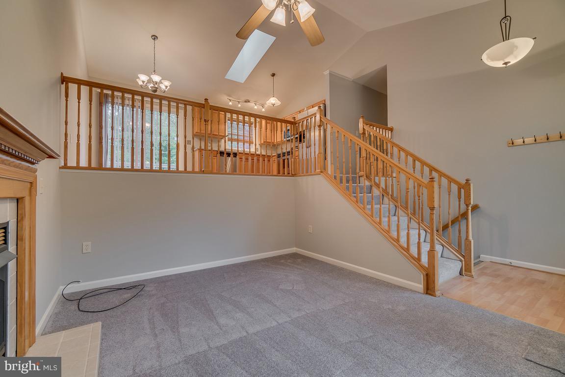 LAKE CAROLINE - Residential