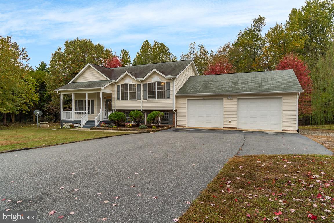 LAKE CAROLINE - Residential