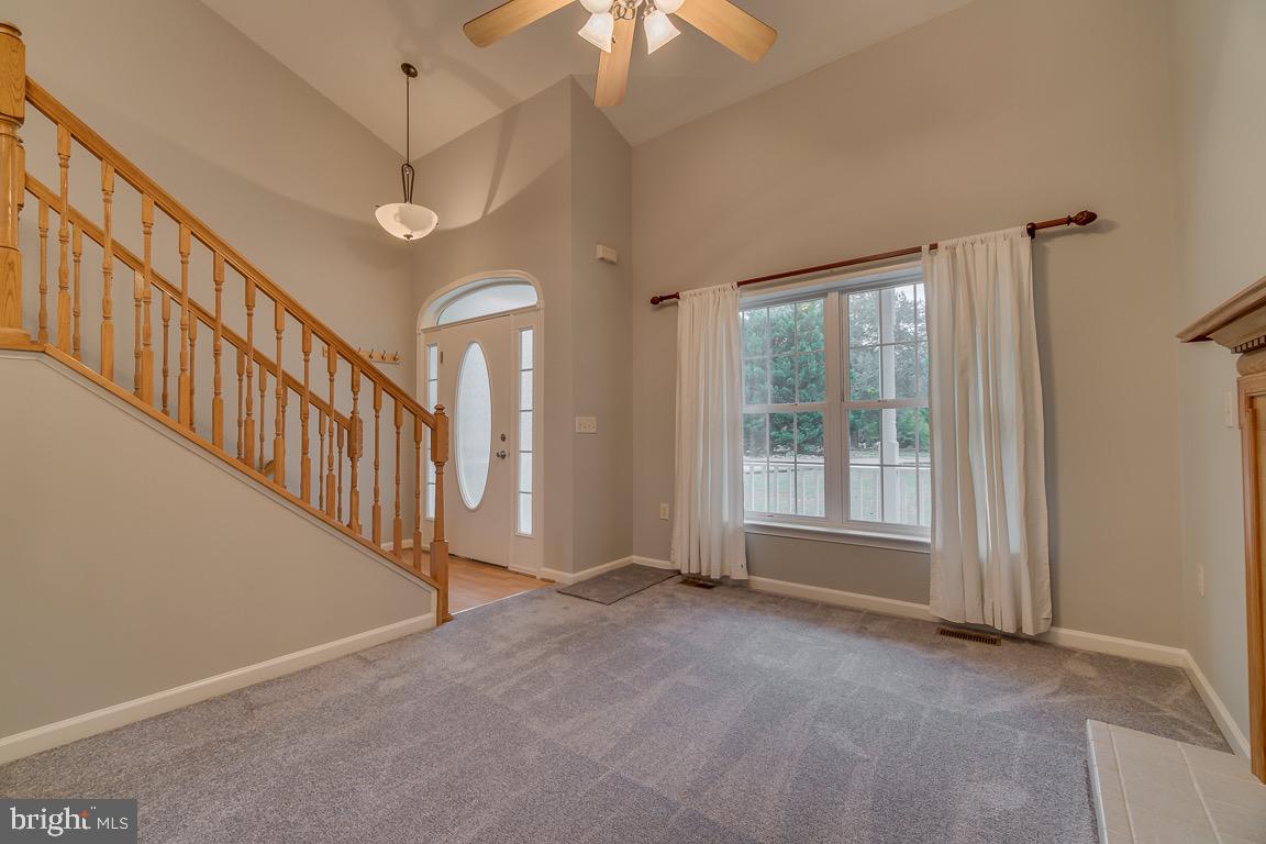 LAKE CAROLINE - Residential