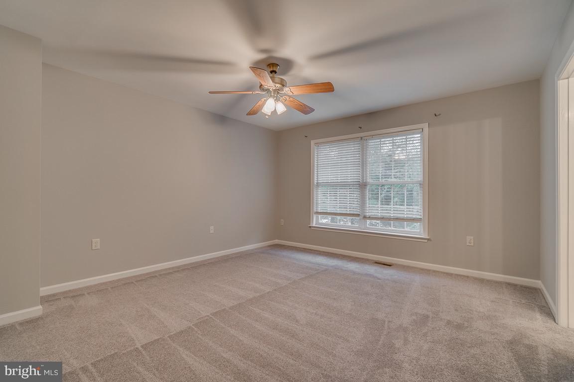 LAKE CAROLINE - Residential