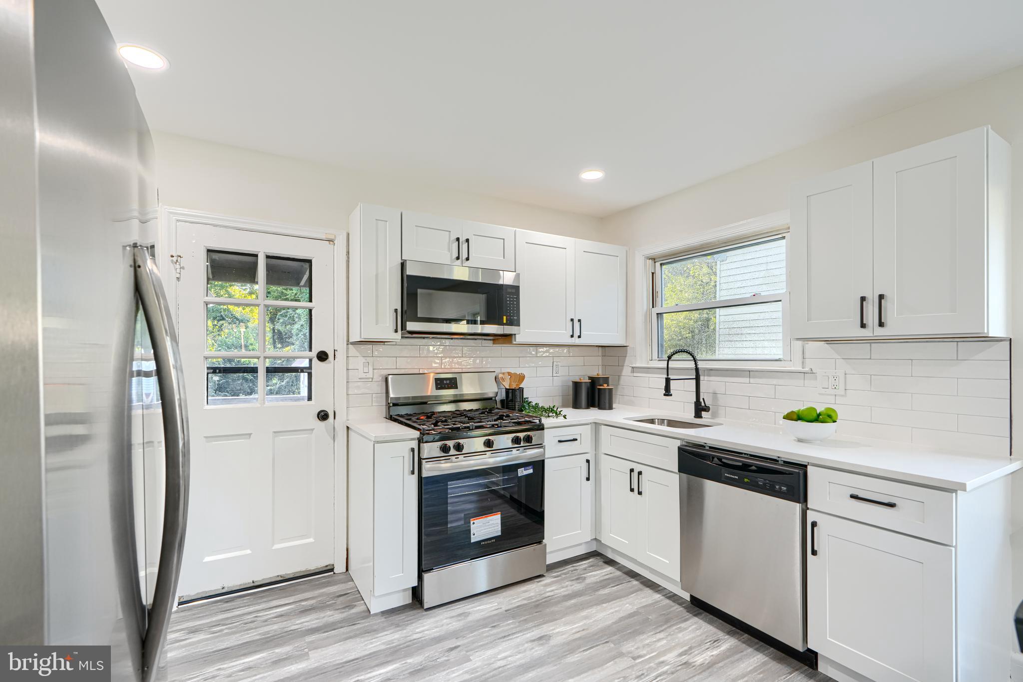 ROSEDALE FARMS - Residential