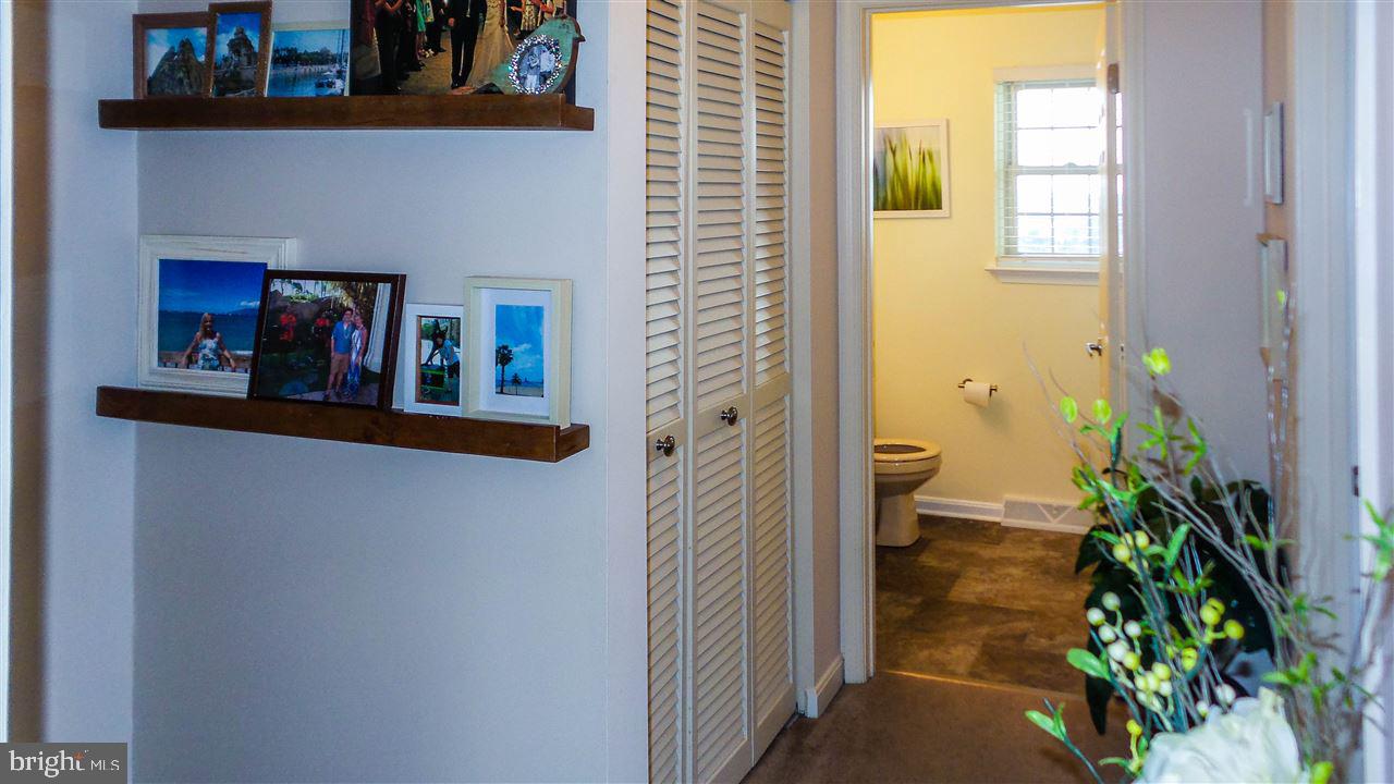 CROWN POINTE - Residential