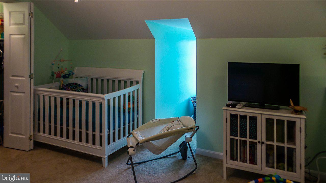 CROWN POINTE - Residential