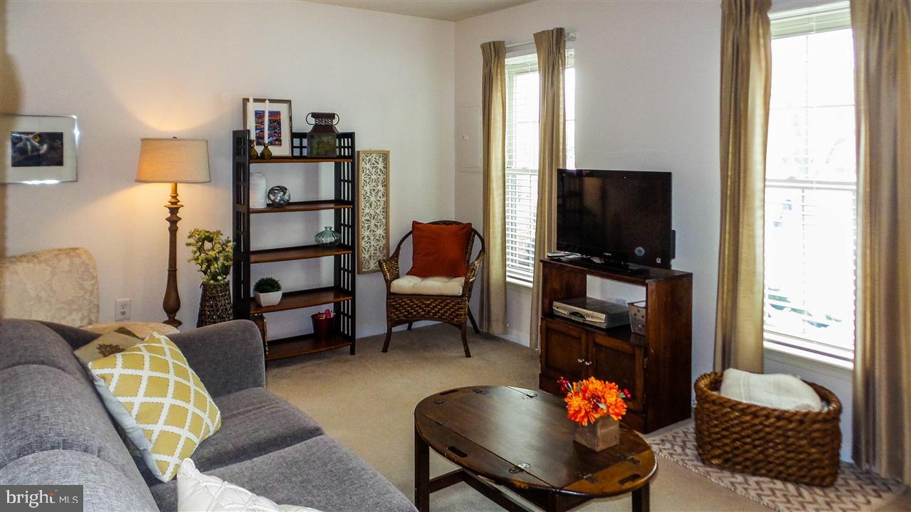 CROWN POINTE - Residential