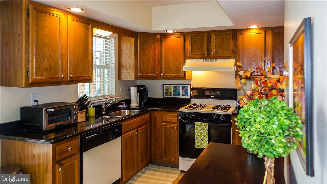 CROWN POINTE - Residential