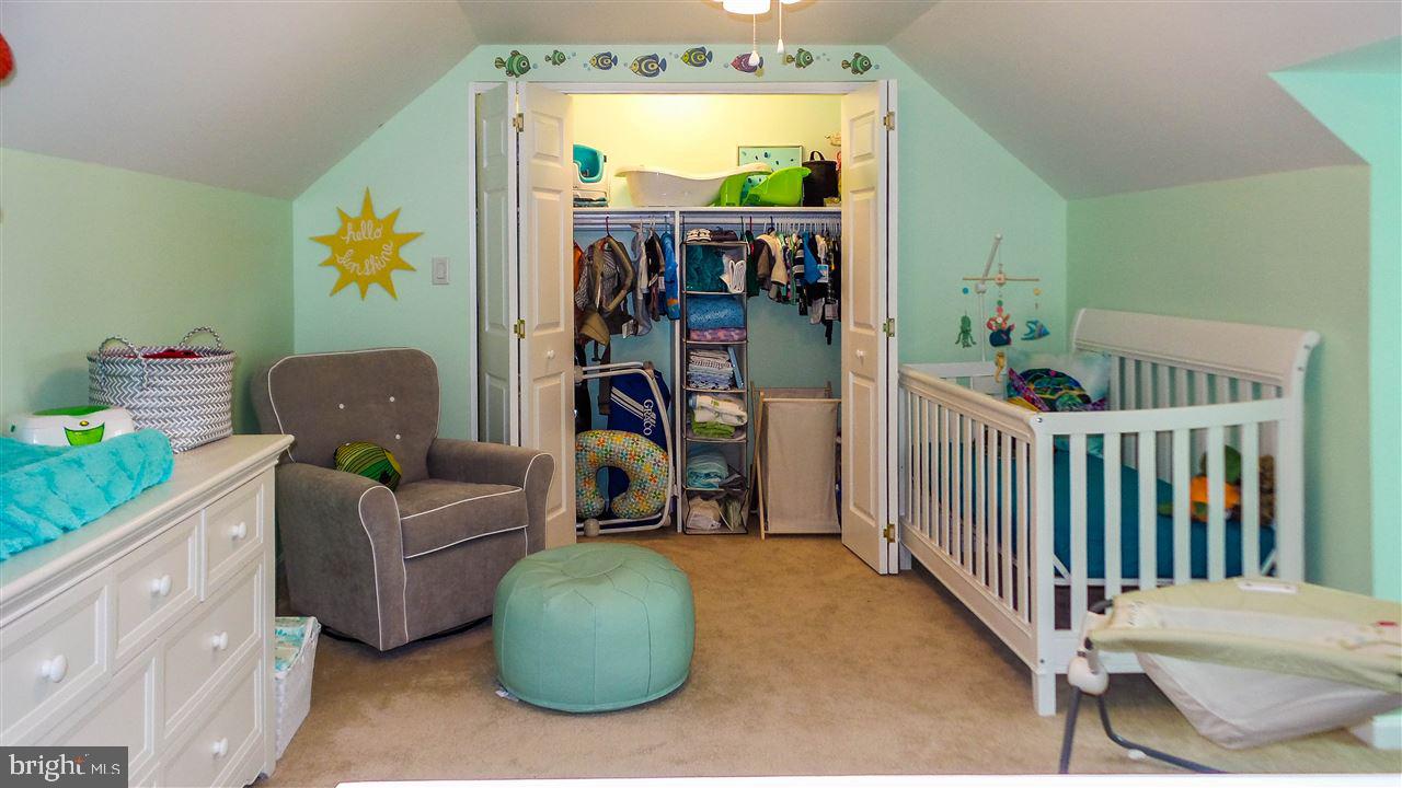 CROWN POINTE - Residential