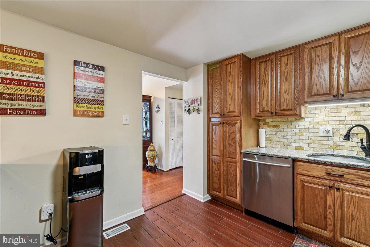 OXFORD ACRES - Residential