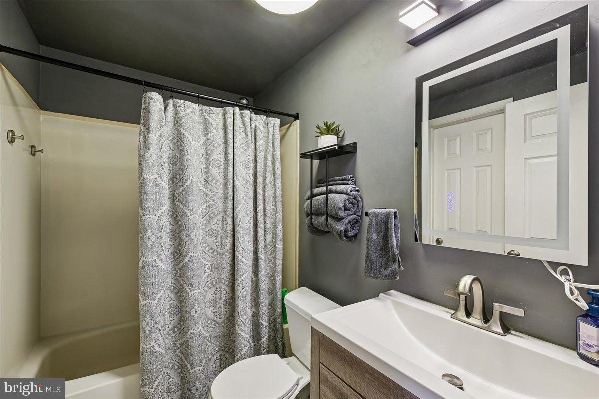 OXFORD ACRES - Residential