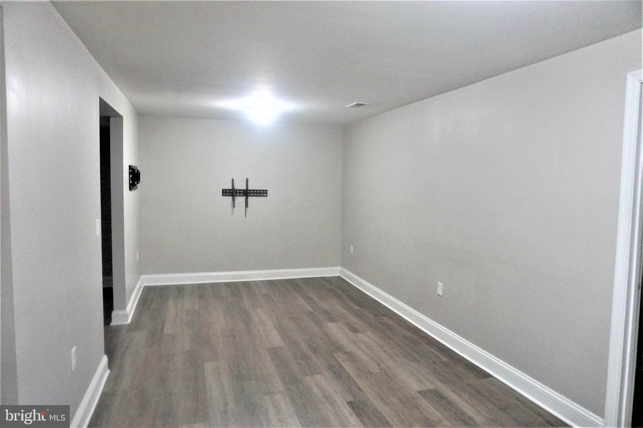 BUTLERS BRIDGE - Residential