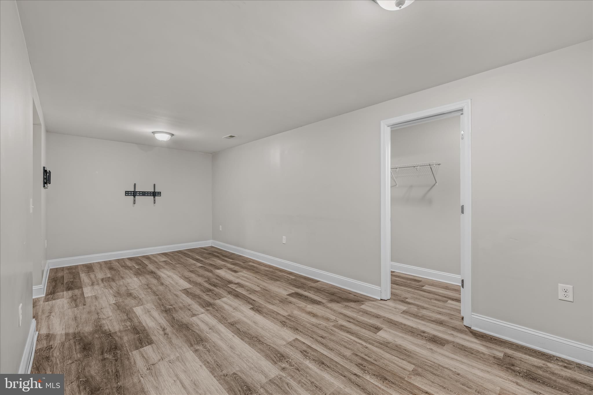 BUTLERS BRIDGE - Residential