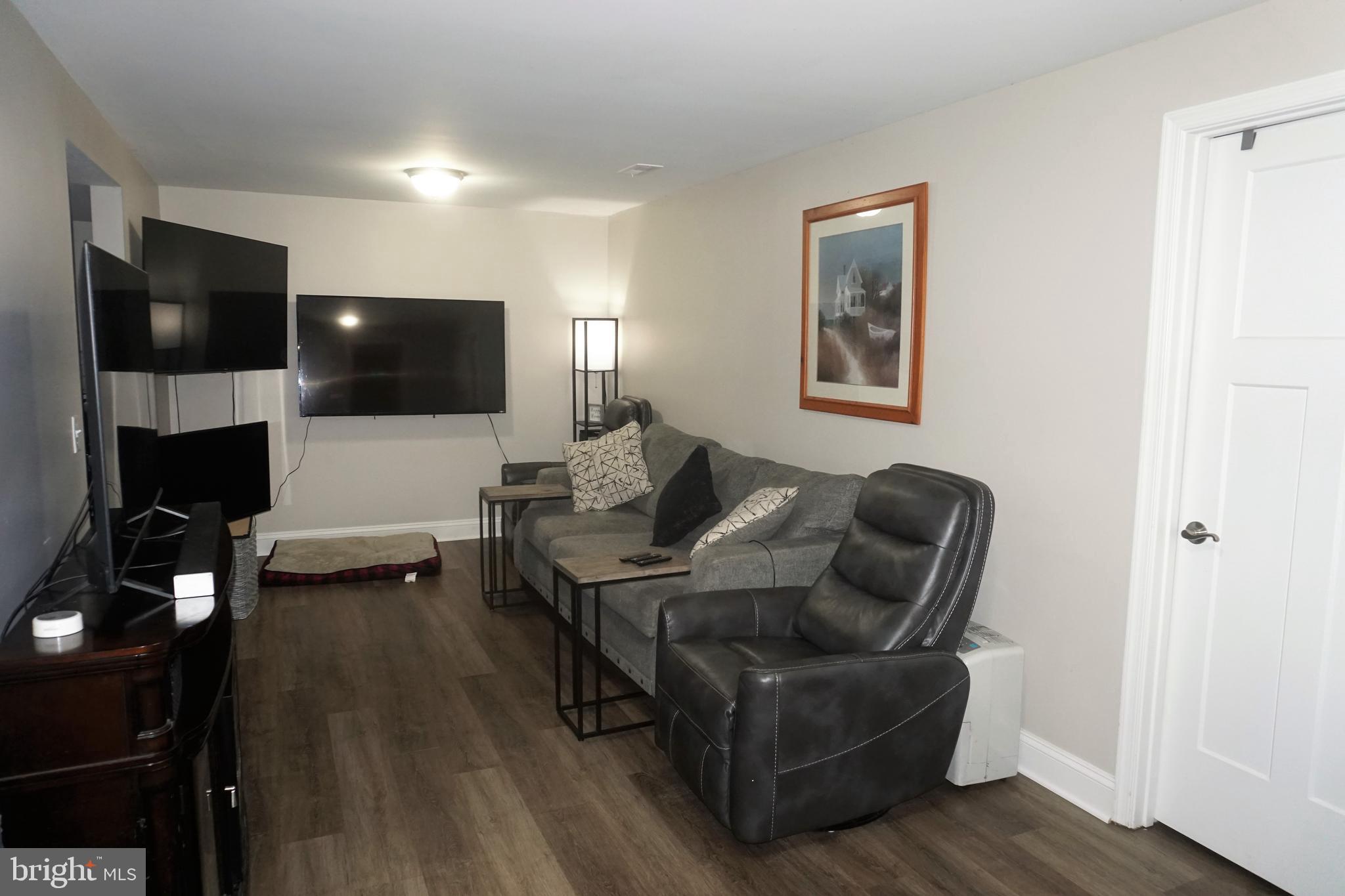 BUTLERS BRIDGE - Residential