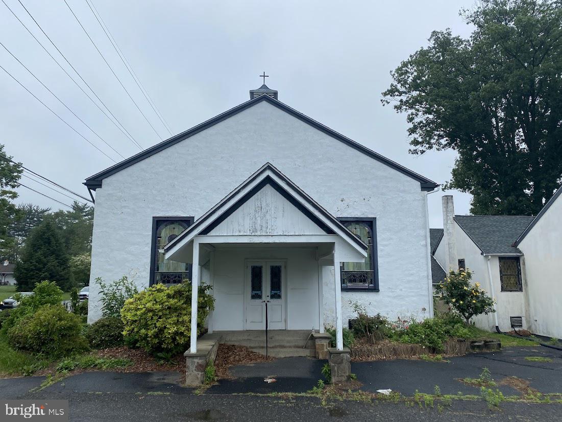 1223 MIDDLETOWN ROAD