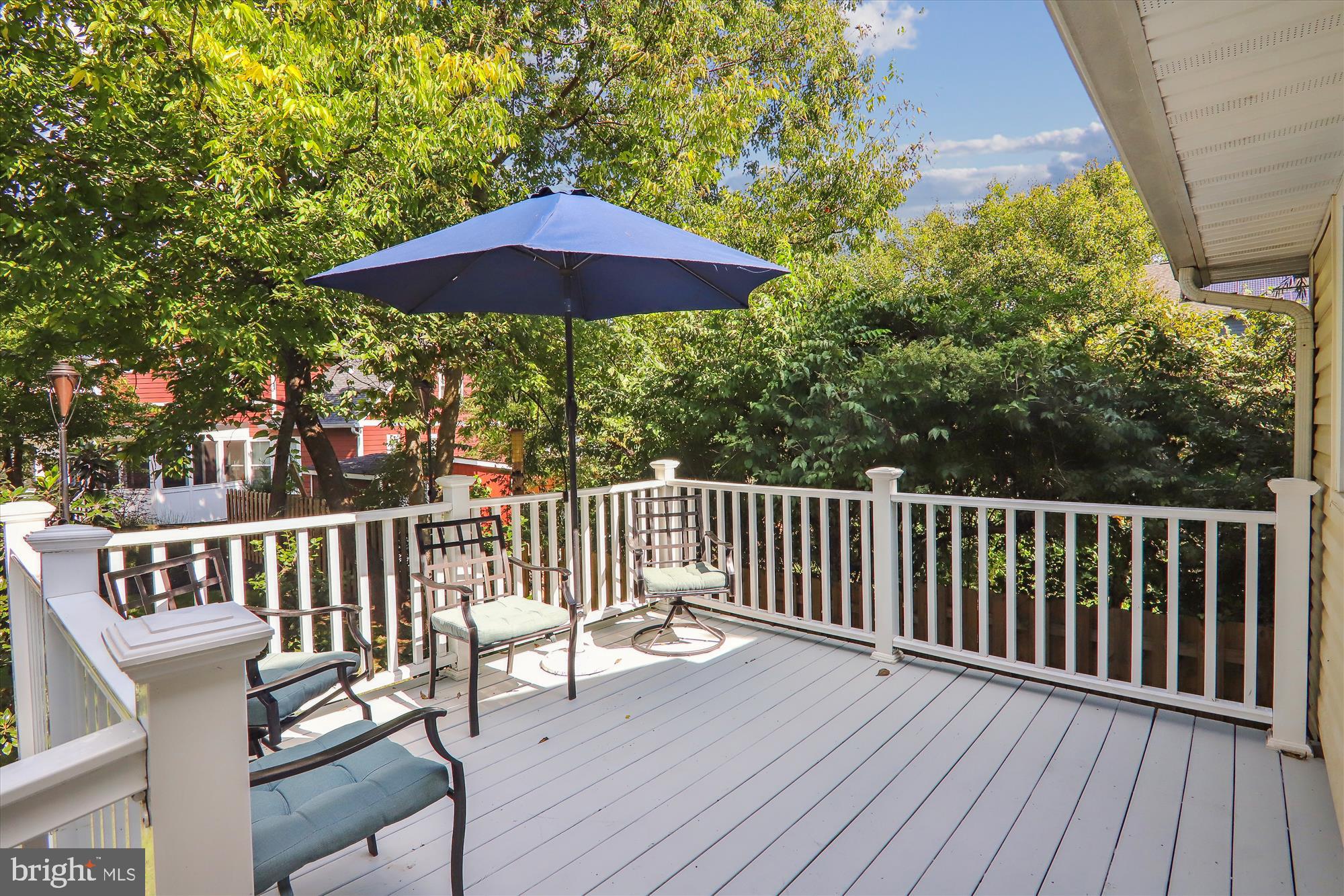 RIVERDALE PARK - Residential