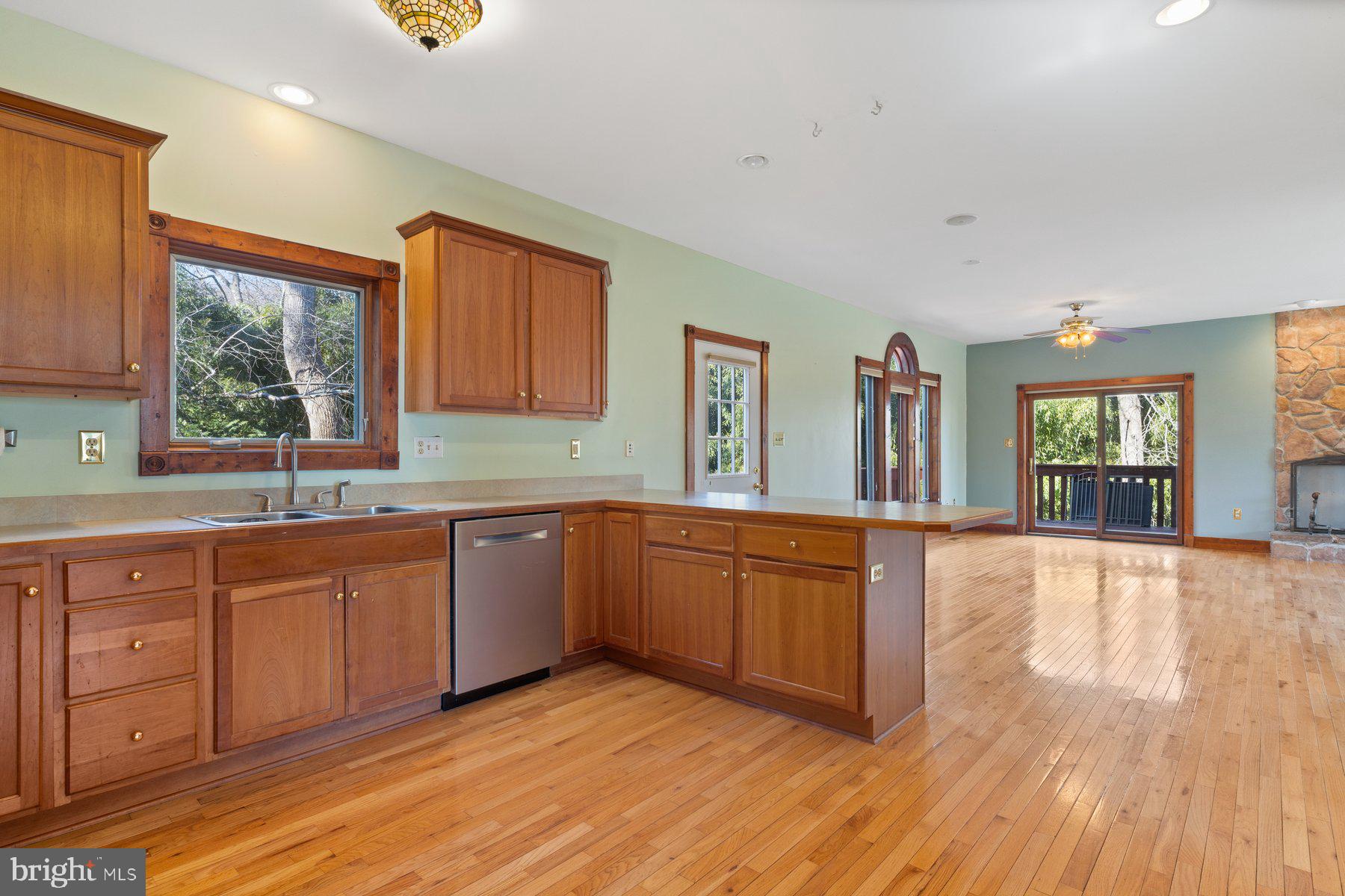 SCIENTISTS CLIFFS - Residential