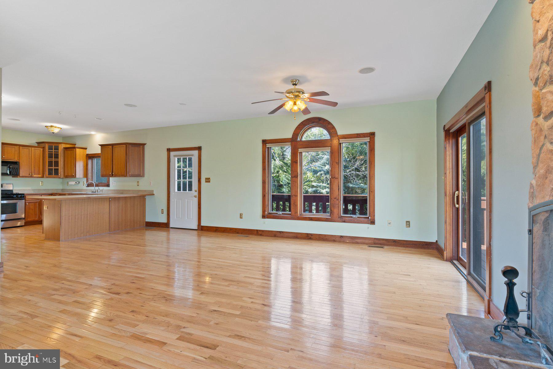 SCIENTISTS CLIFFS - Residential