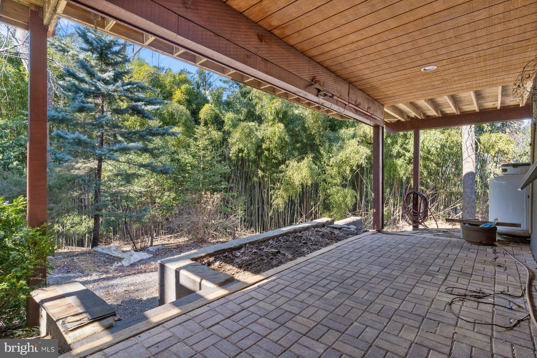 SCIENTISTS CLIFFS - Residential