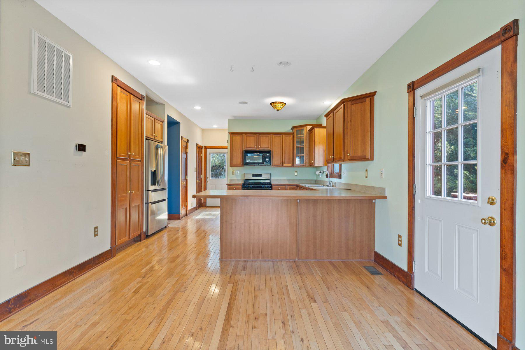 SCIENTISTS CLIFFS - Residential