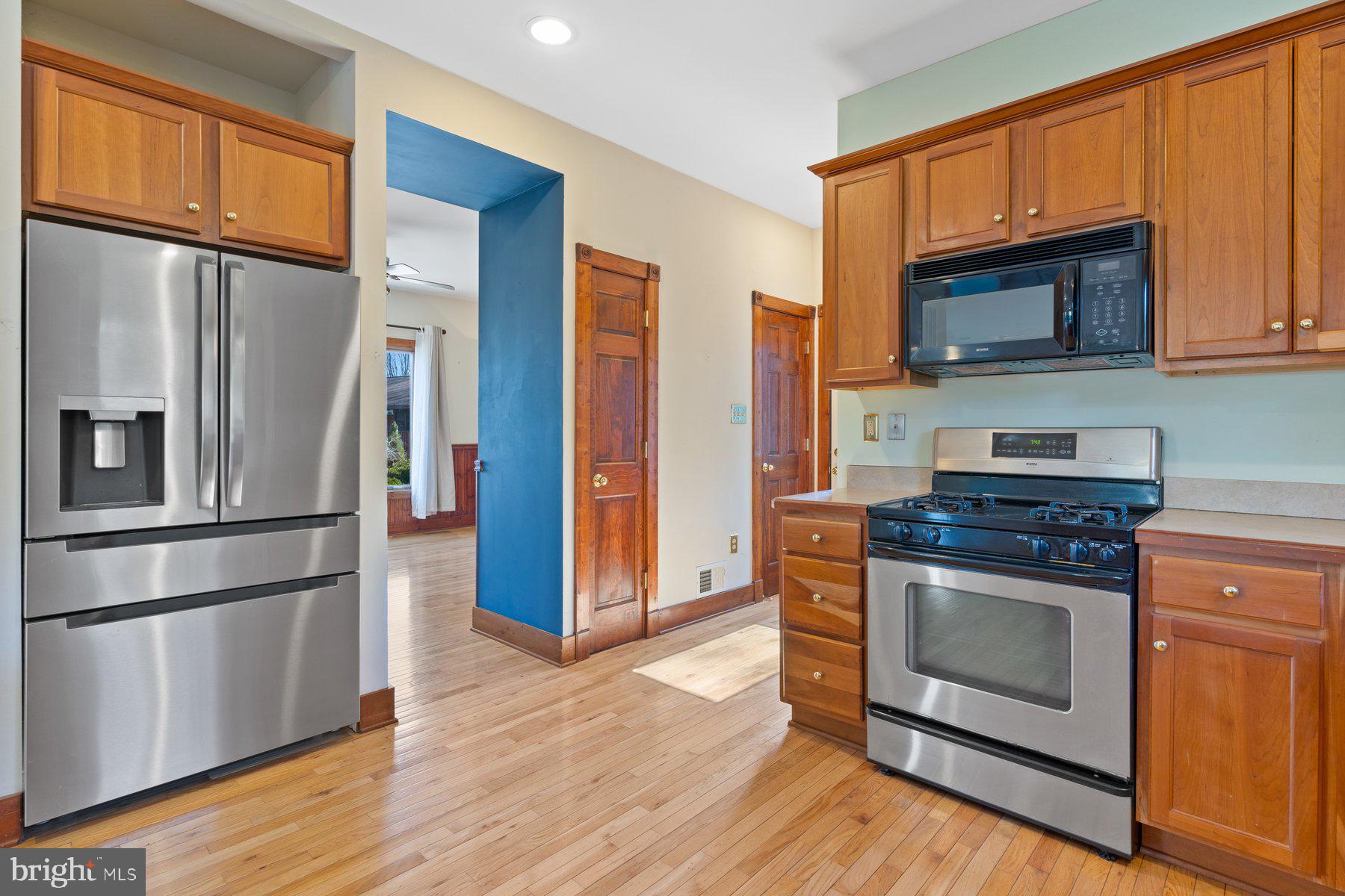 SCIENTISTS CLIFFS - Residential