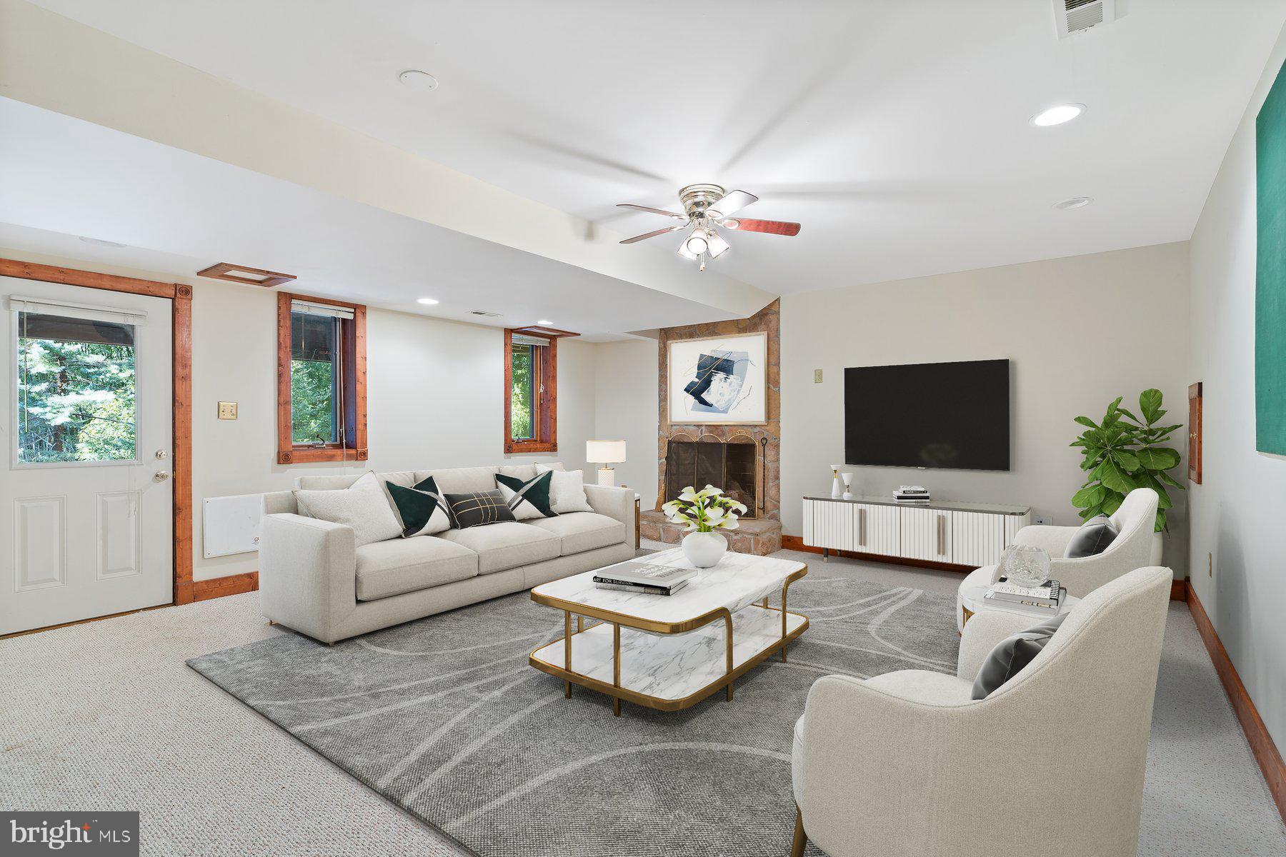 SCIENTISTS CLIFFS - Residential