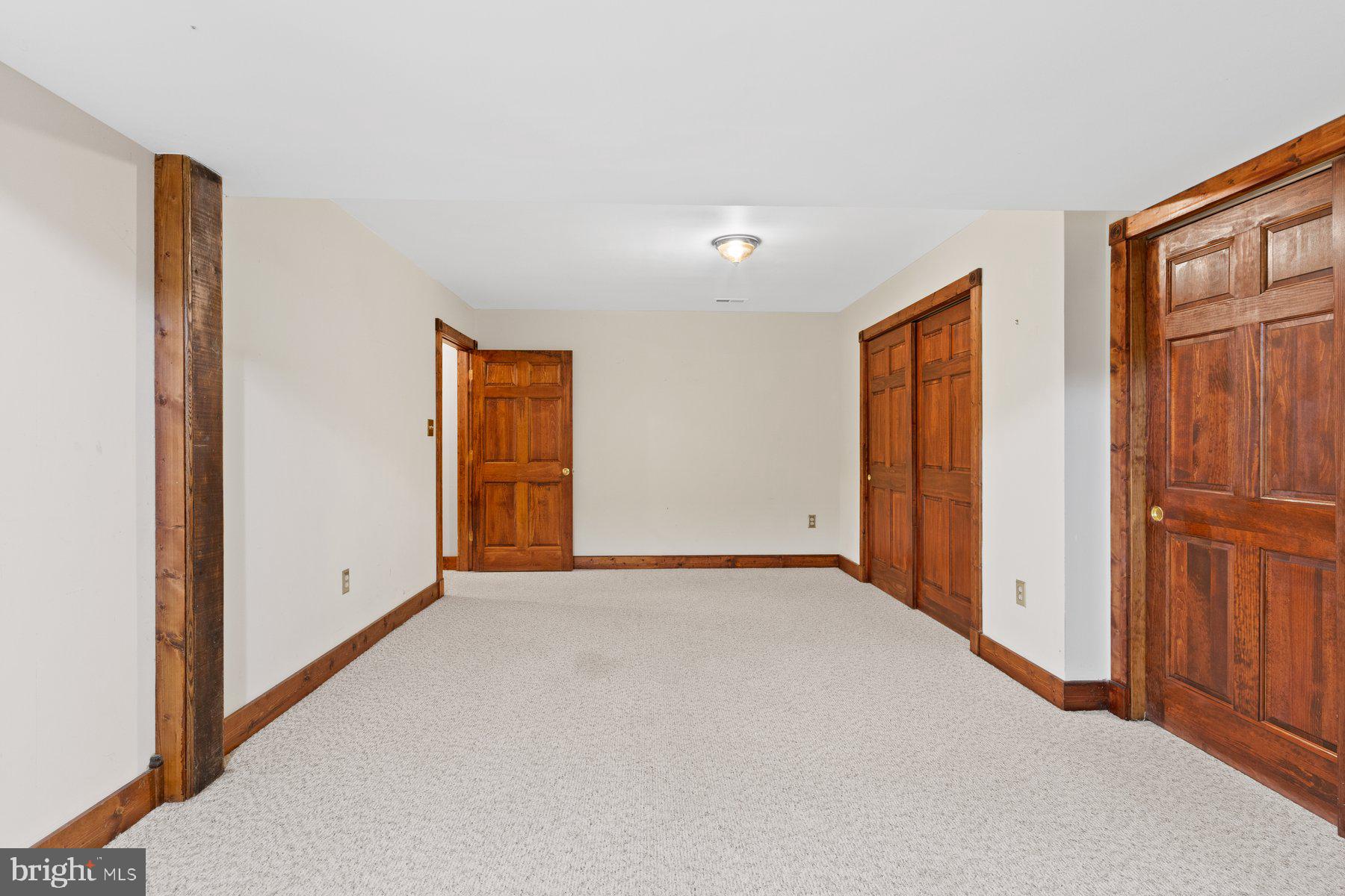 SCIENTISTS CLIFFS - Residential