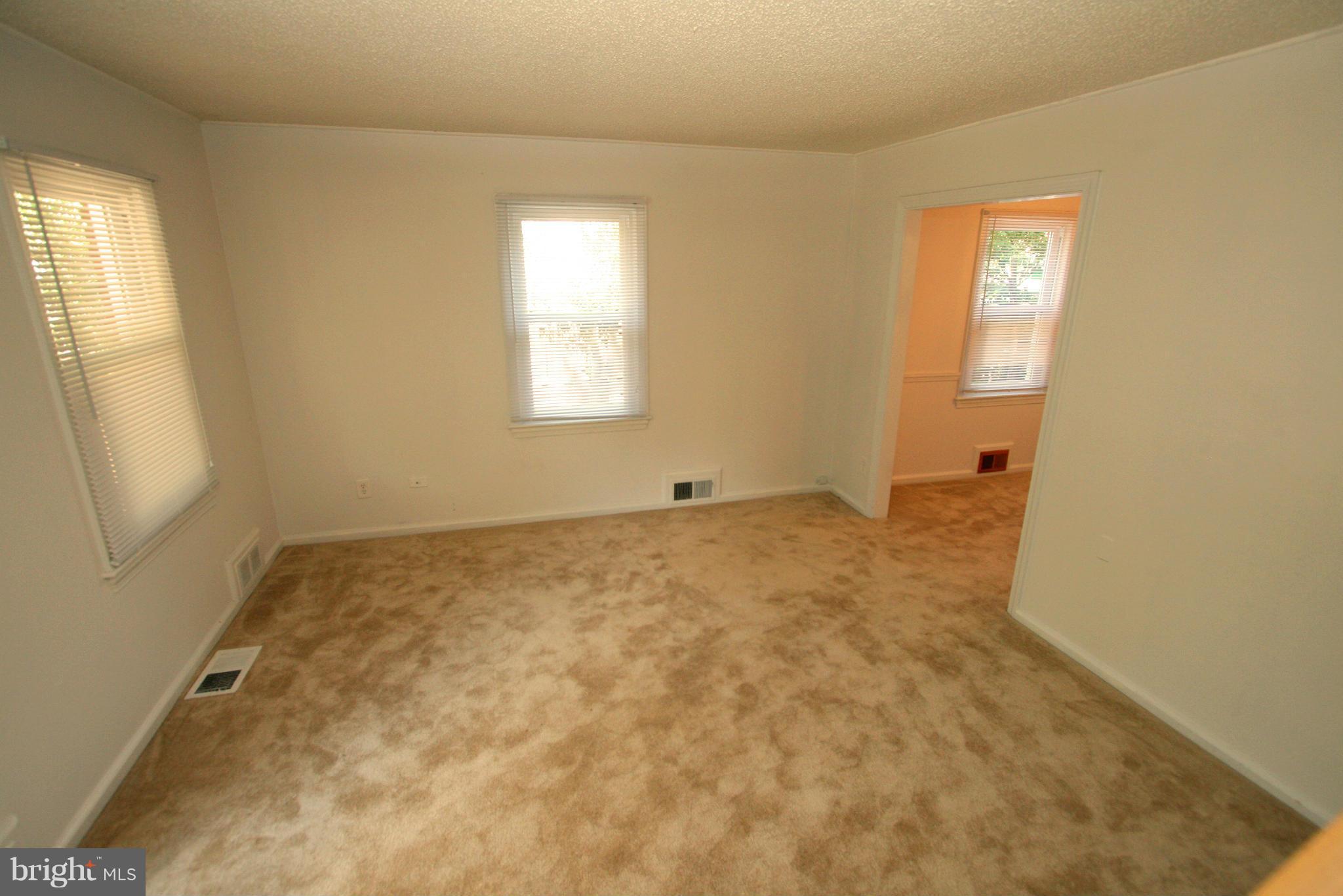 JEFFERSON MANOR - Residential Lease