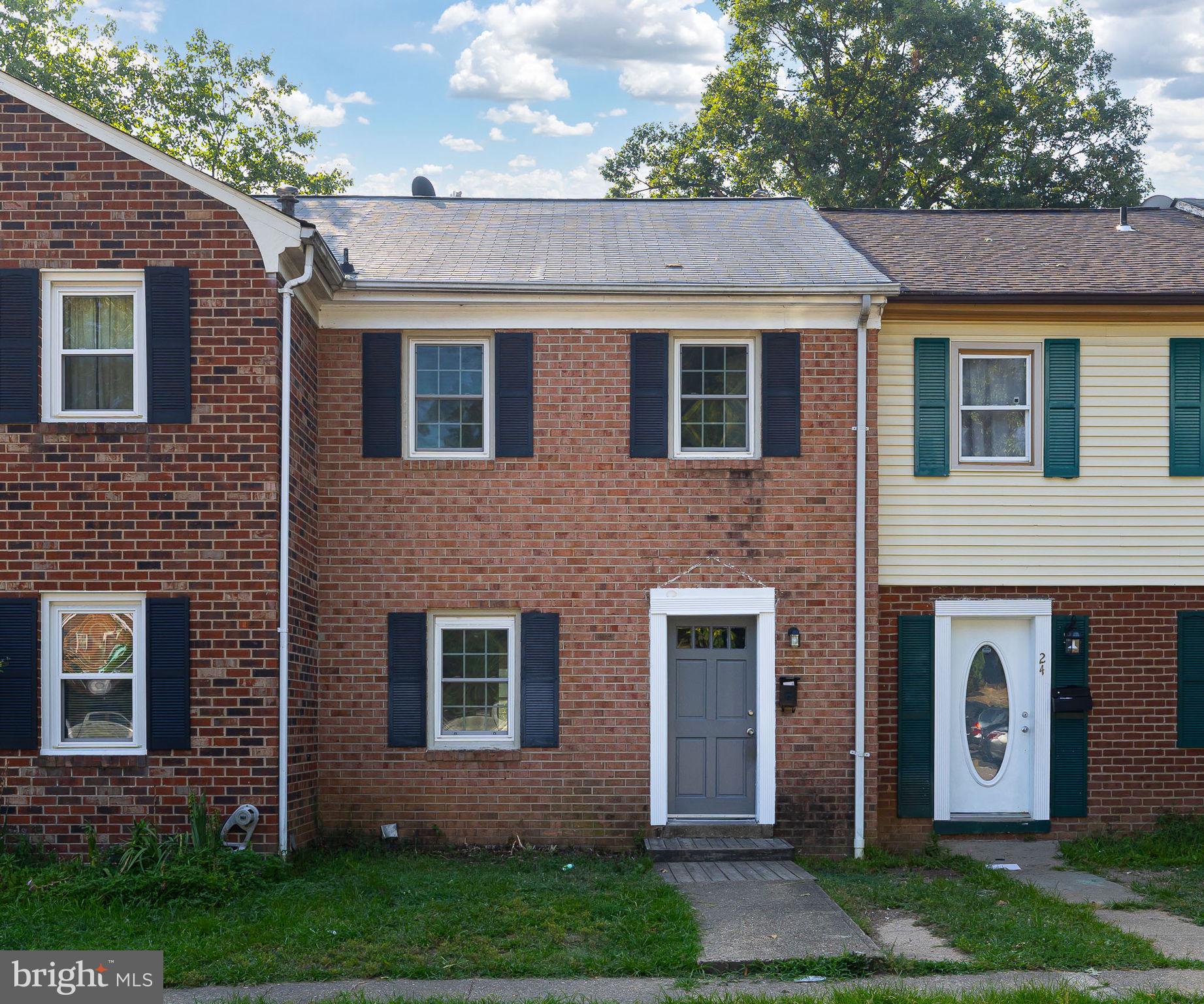 OLDE GREENWICH - Residential