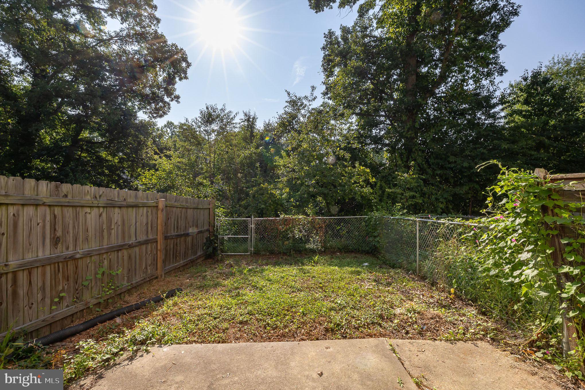 OLDE GREENWICH - Residential