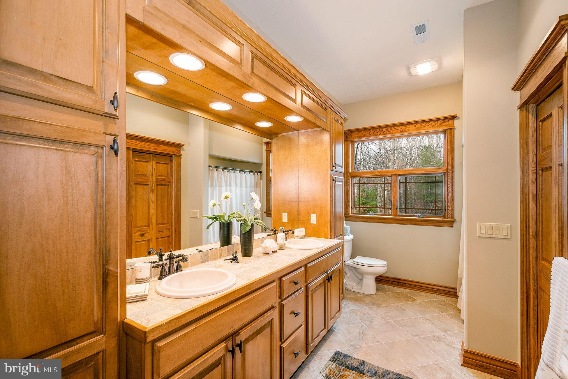 THOUSAND ACRES AT DCL - Residential