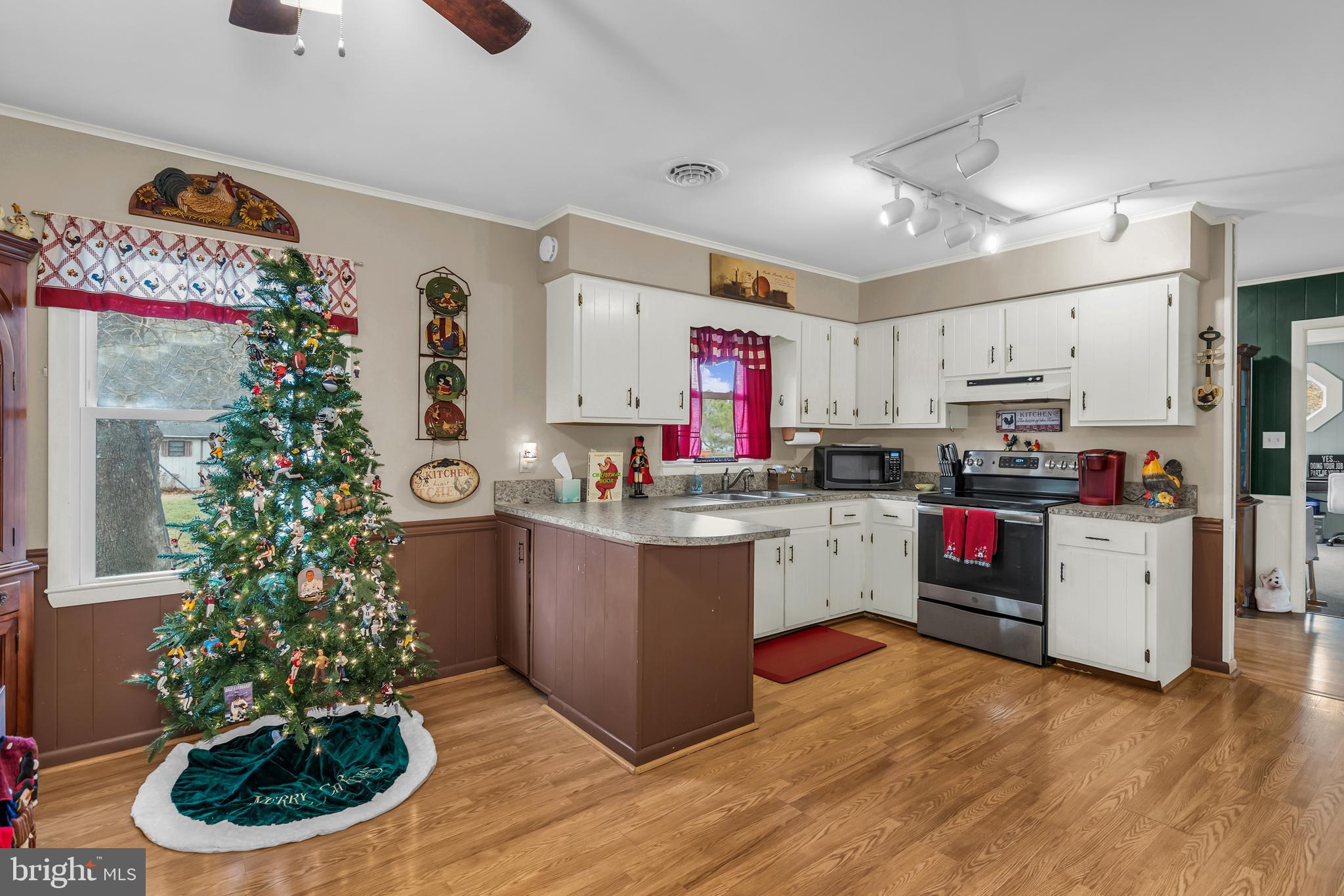 TWO JOHNS - Residential