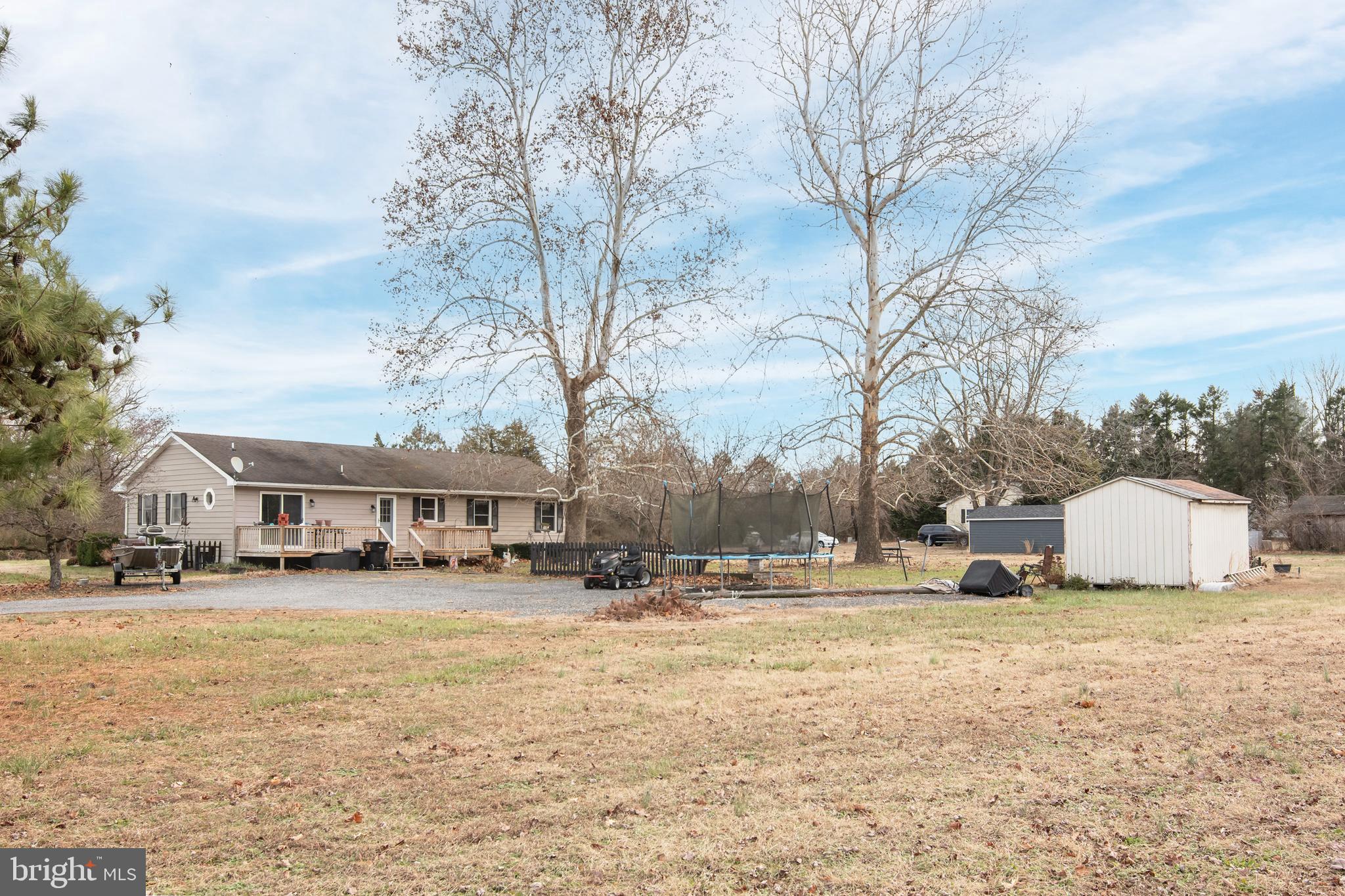 TWO JOHNS - Residential