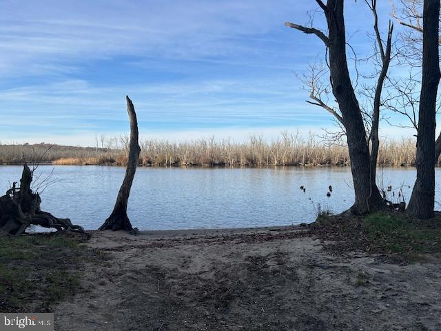 TWO JOHNS - Residential