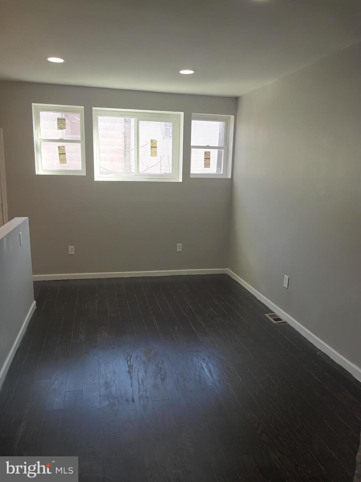 COBBS CREEK - Residential