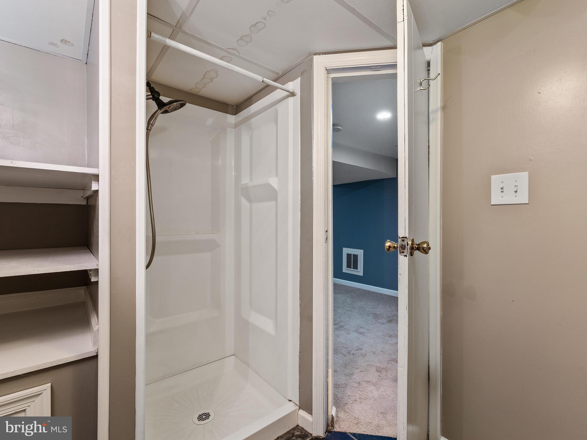 LOCH RAVEN VILLAGE - Residential Lease