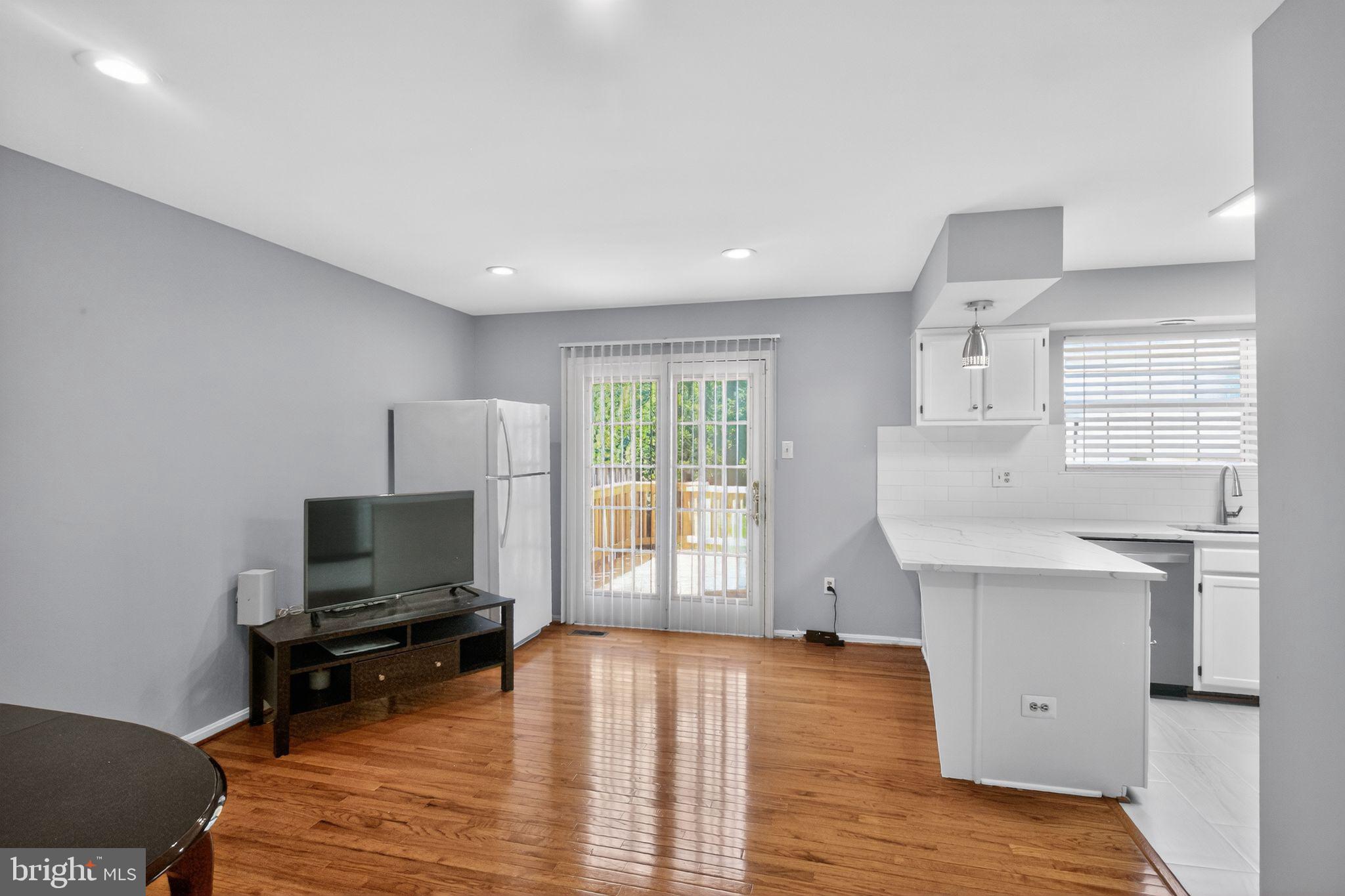 HALLOWELL - Residential