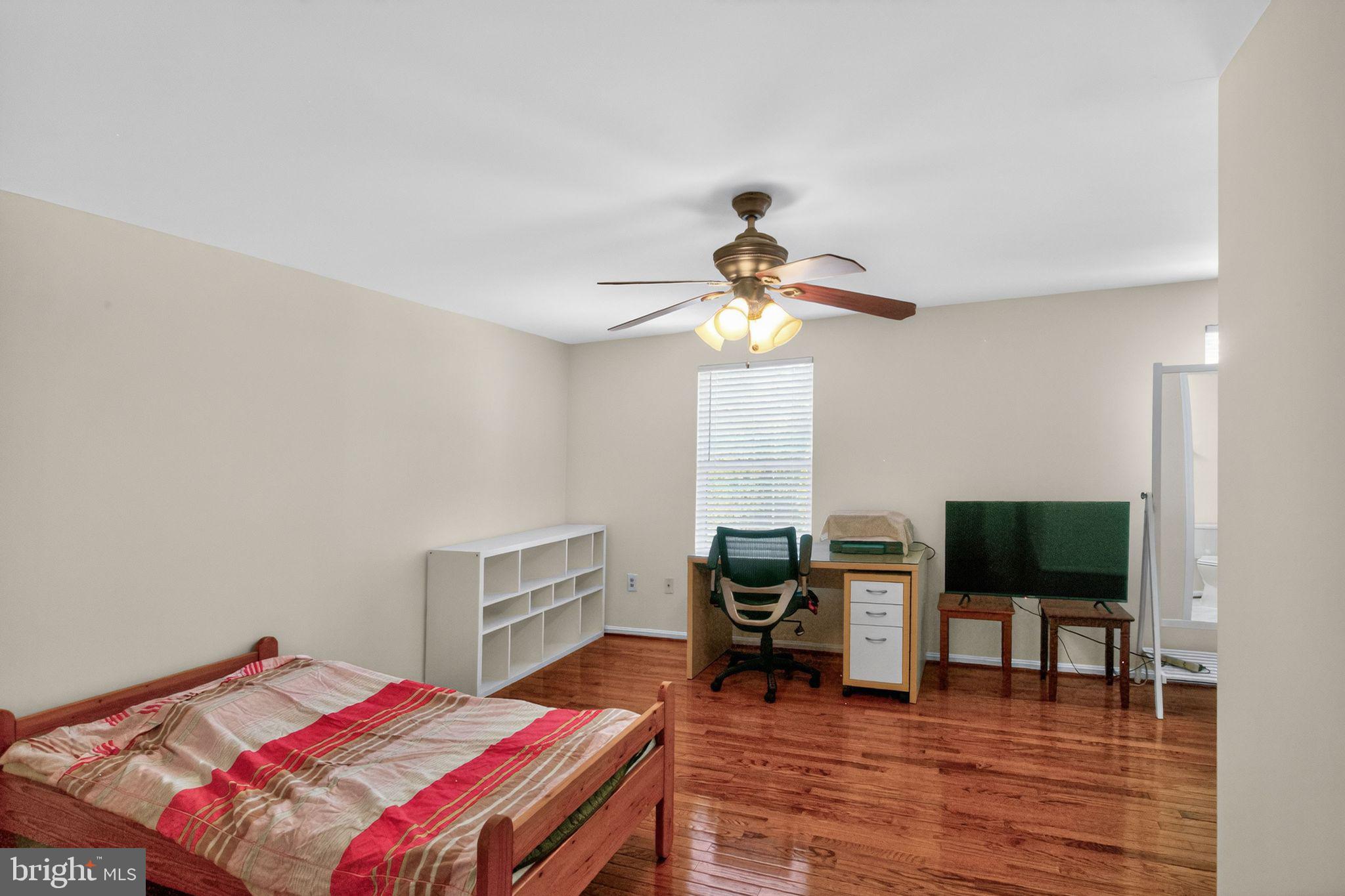 HALLOWELL - Residential