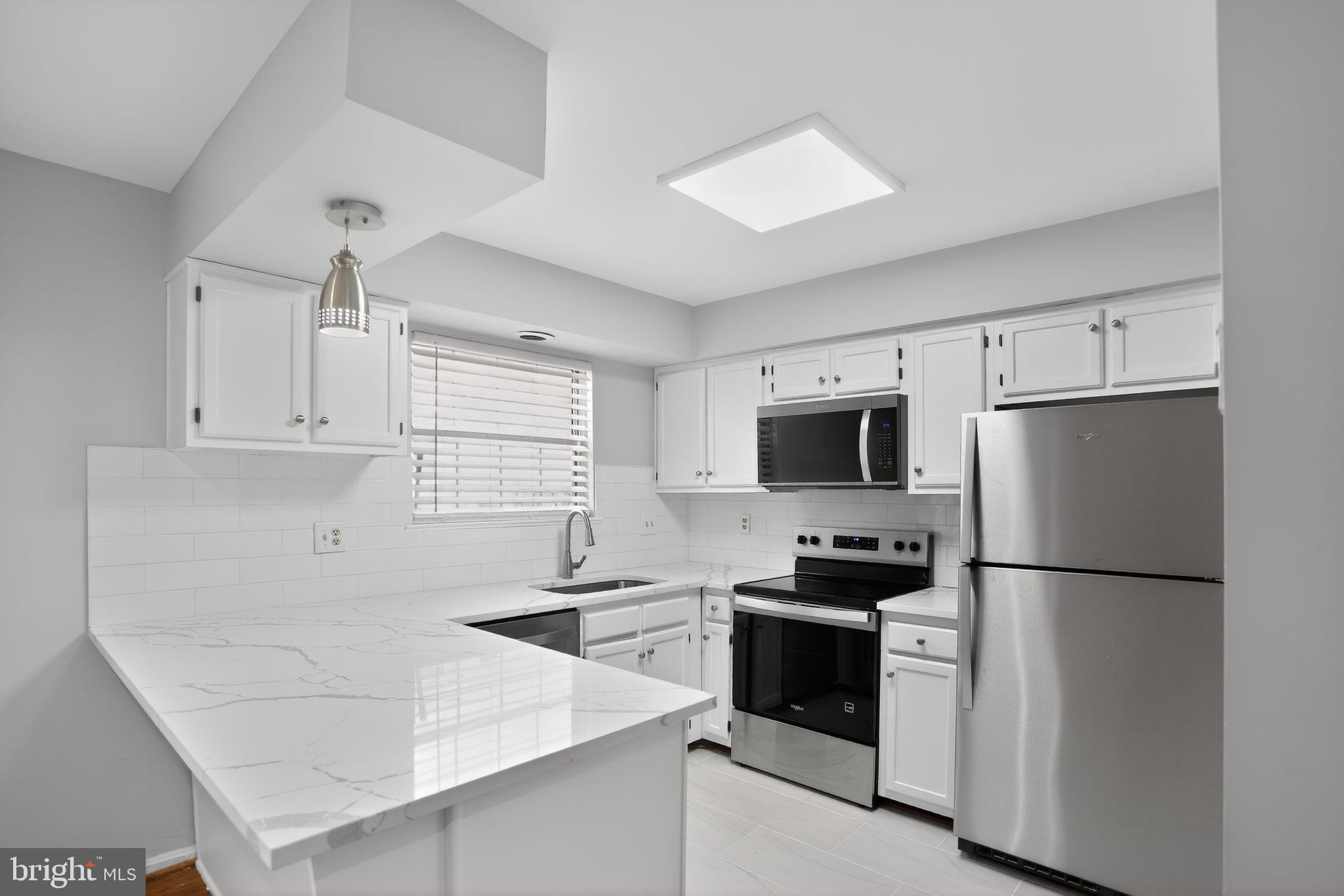 HALLOWELL - Residential